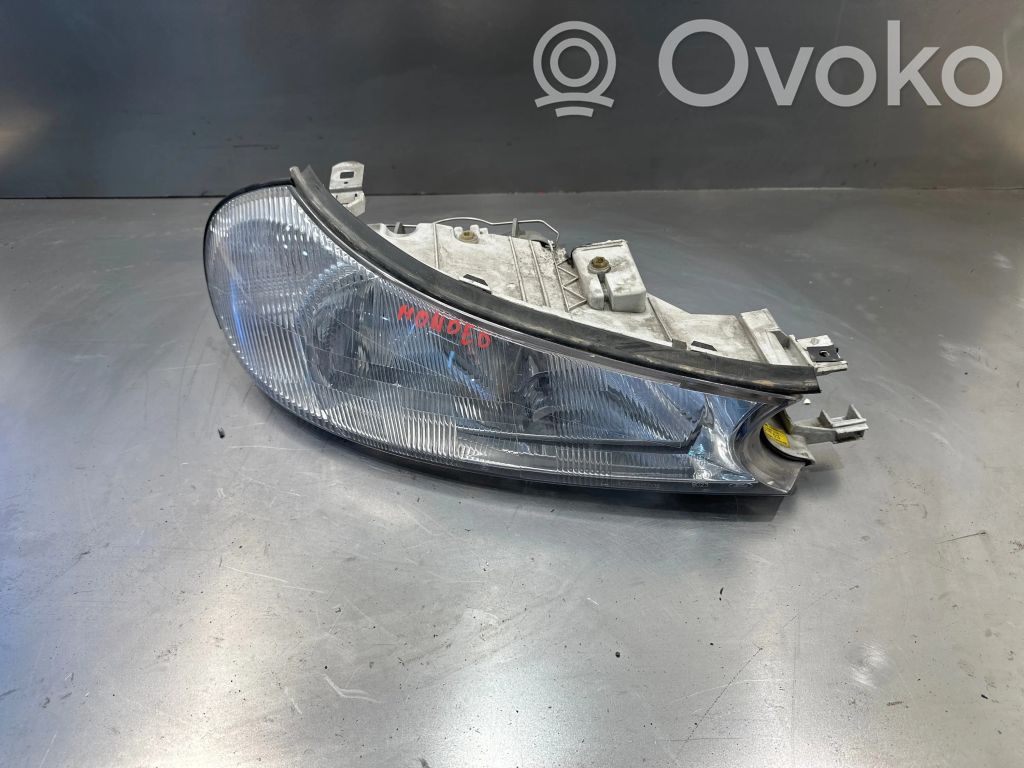 Ford Mondeo MK II Lampa przednia 