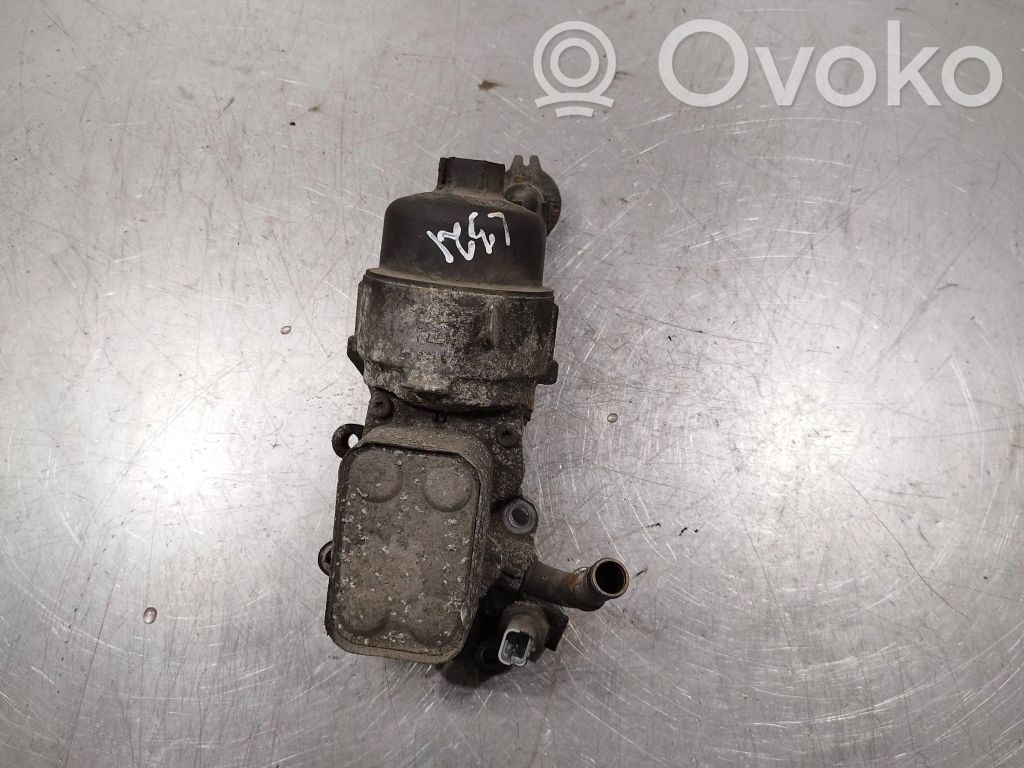 Ford S-MAX Oil filter mounting bracket 