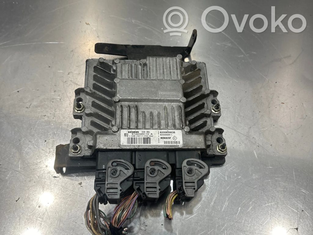 Renault Megane II Engine control unit/module 