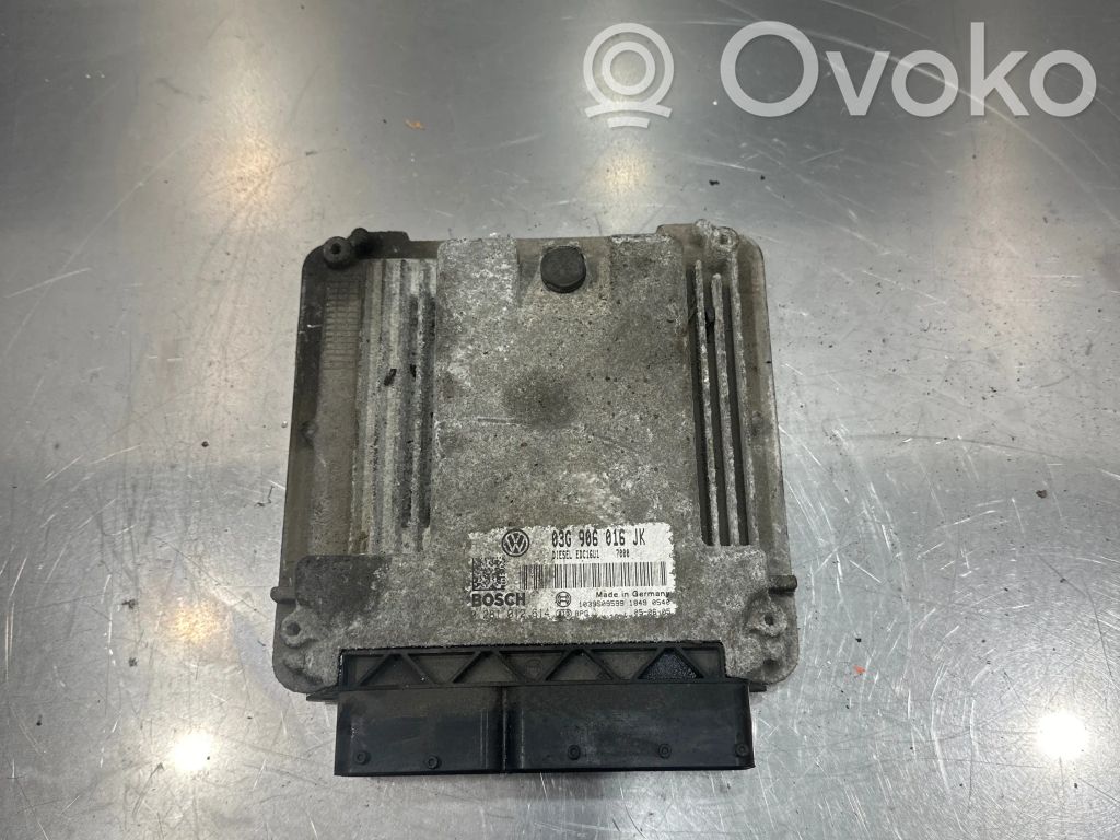 Volkswagen Jetta V Engine control unit/module 