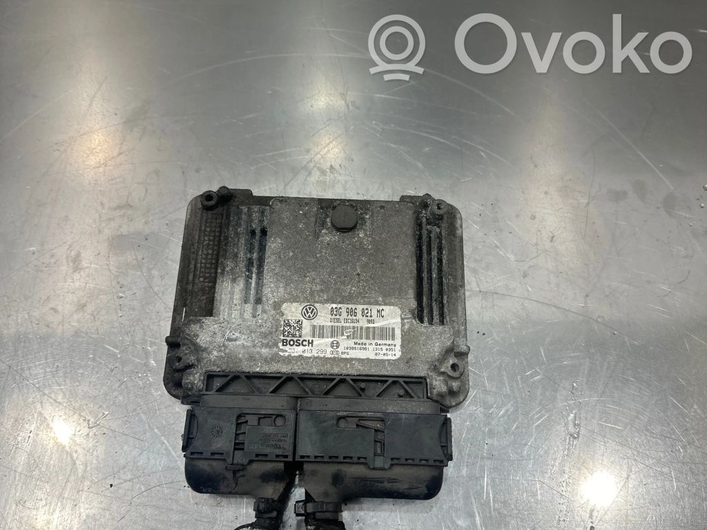 Skoda Octavia Mk2 (1Z) Engine control unit/module 
