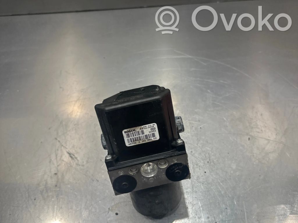 Audi A4 S4 B5 8D Bomba de ABS 