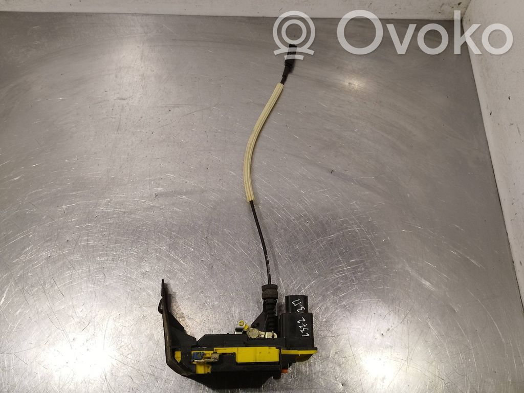 Volvo XC90 Rear door lock 