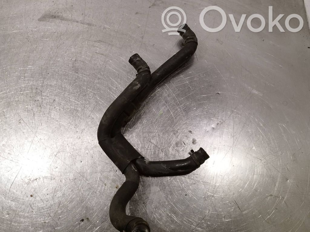 Volkswagen PASSAT B6 Engine coolant pipe/hose 