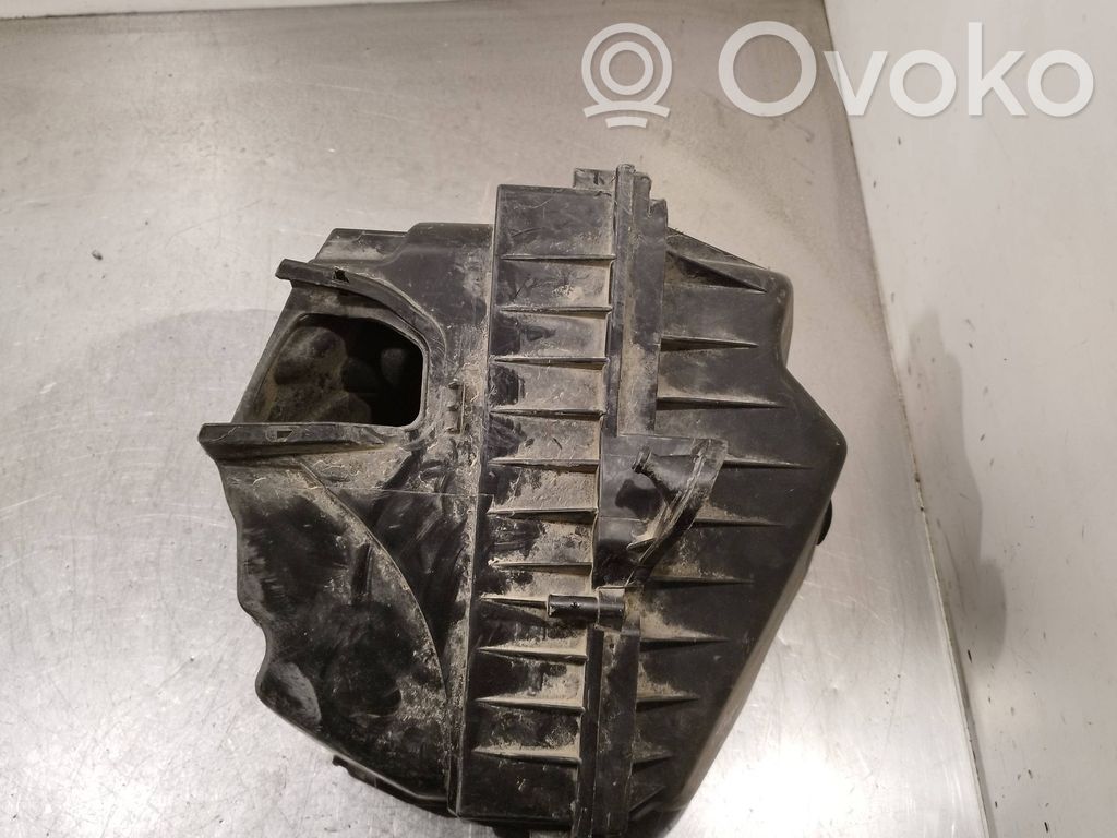 Ford Galaxy Air filter box 