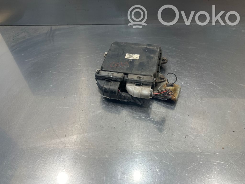 Mitsubishi Colt Engine control unit/module 
