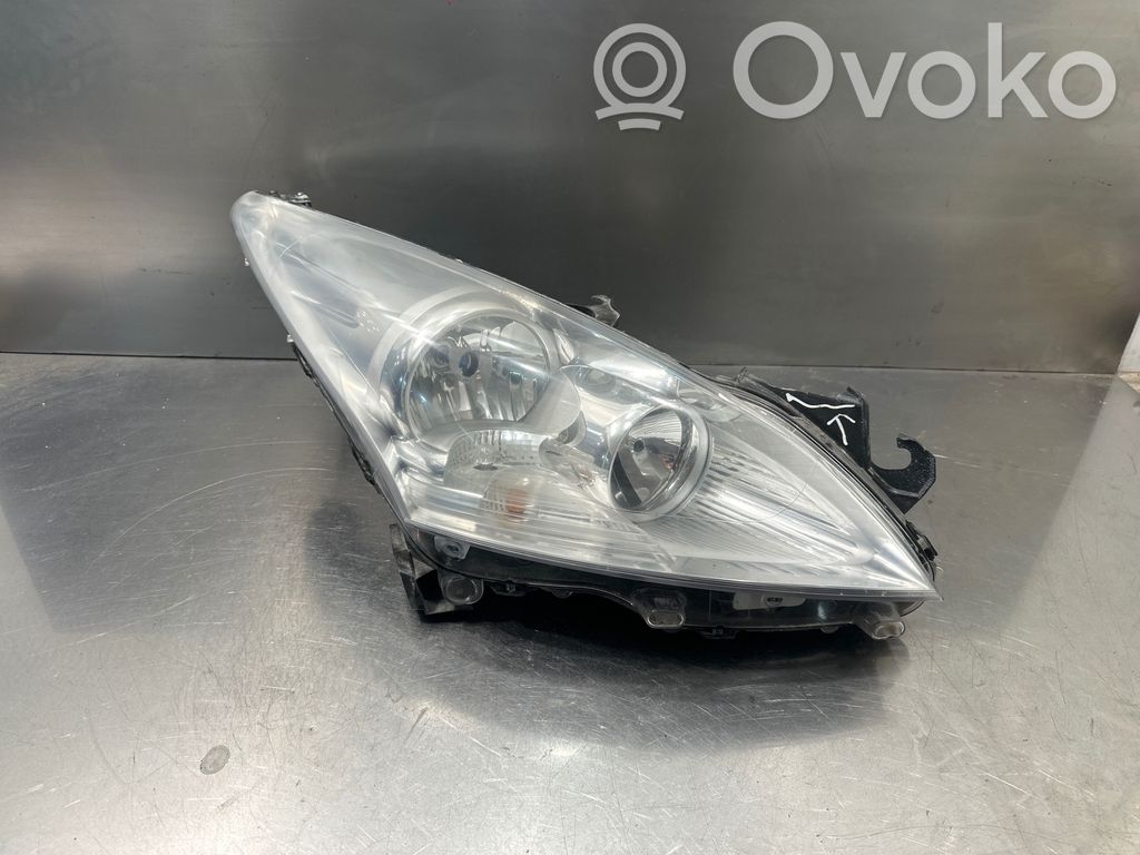 Peugeot 5008 Lampa przednia 