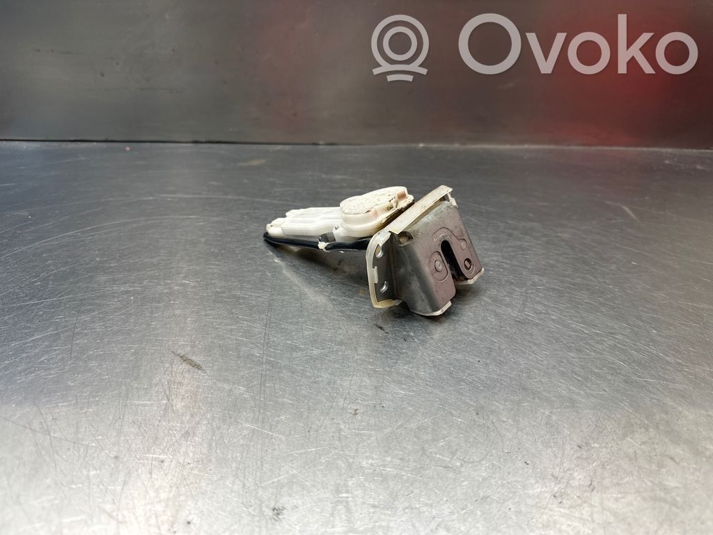 Suzuki Swift I Tailgate/trunk/boot lock/catch/latch 