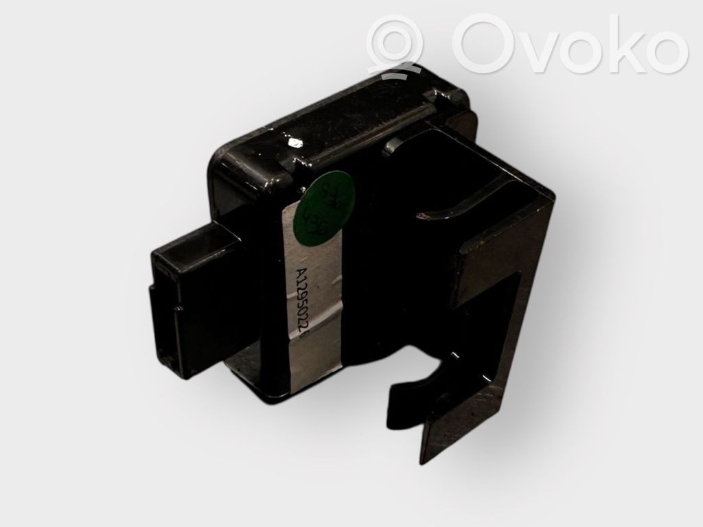 Ford Mondeo MK V Aerial antenna amplifier 