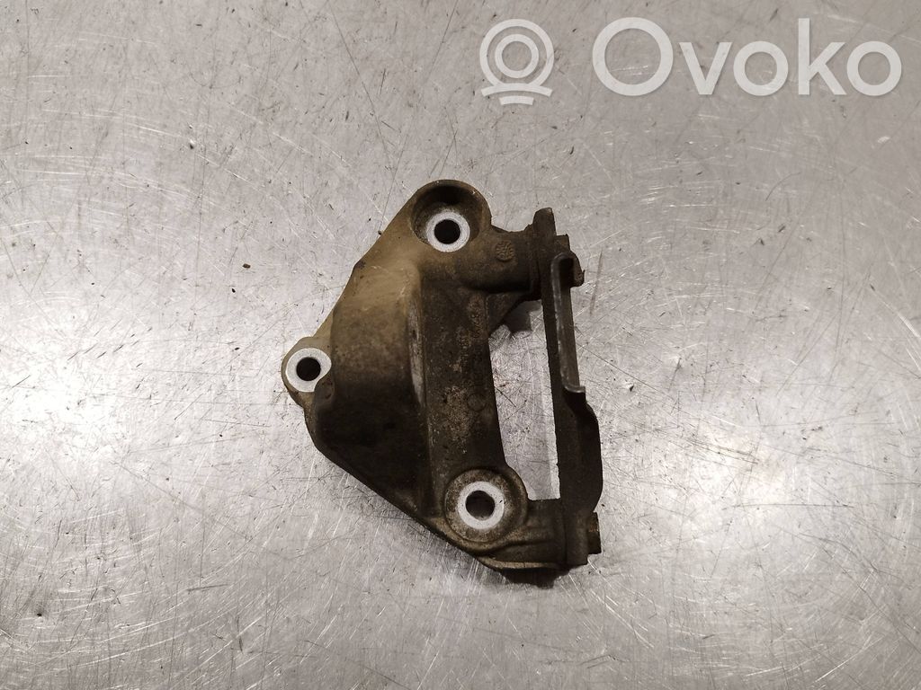 Renault Espace IV Engine mounting bracket 
