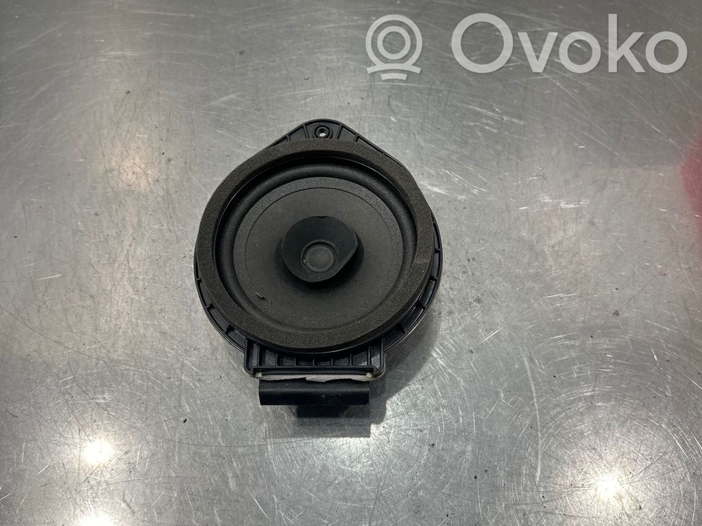 Opel Insignia A Altavoz de la puerta trasera 