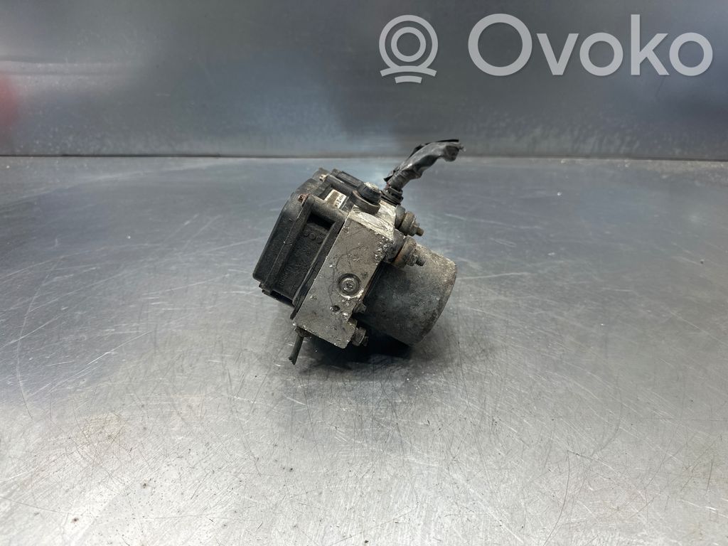 Nissan Primera Bomba de ABS 