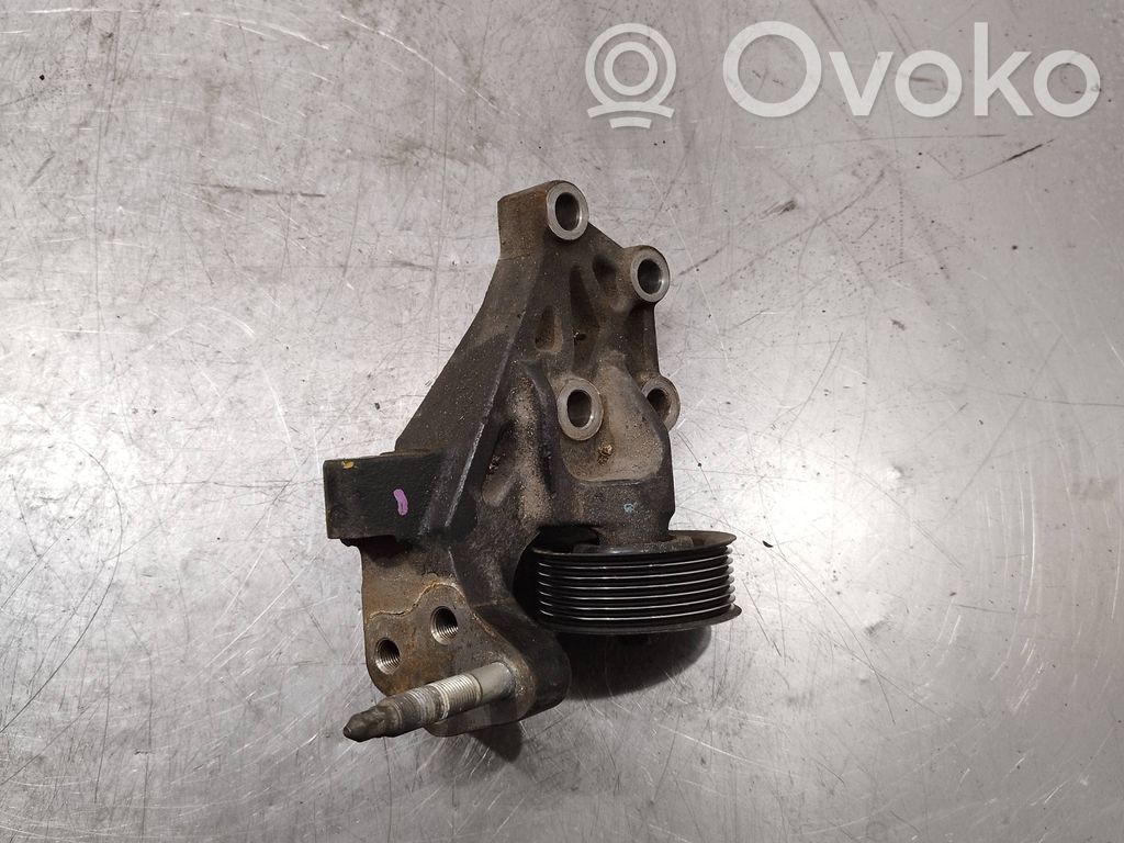 Engine mounting bracket   123150R020