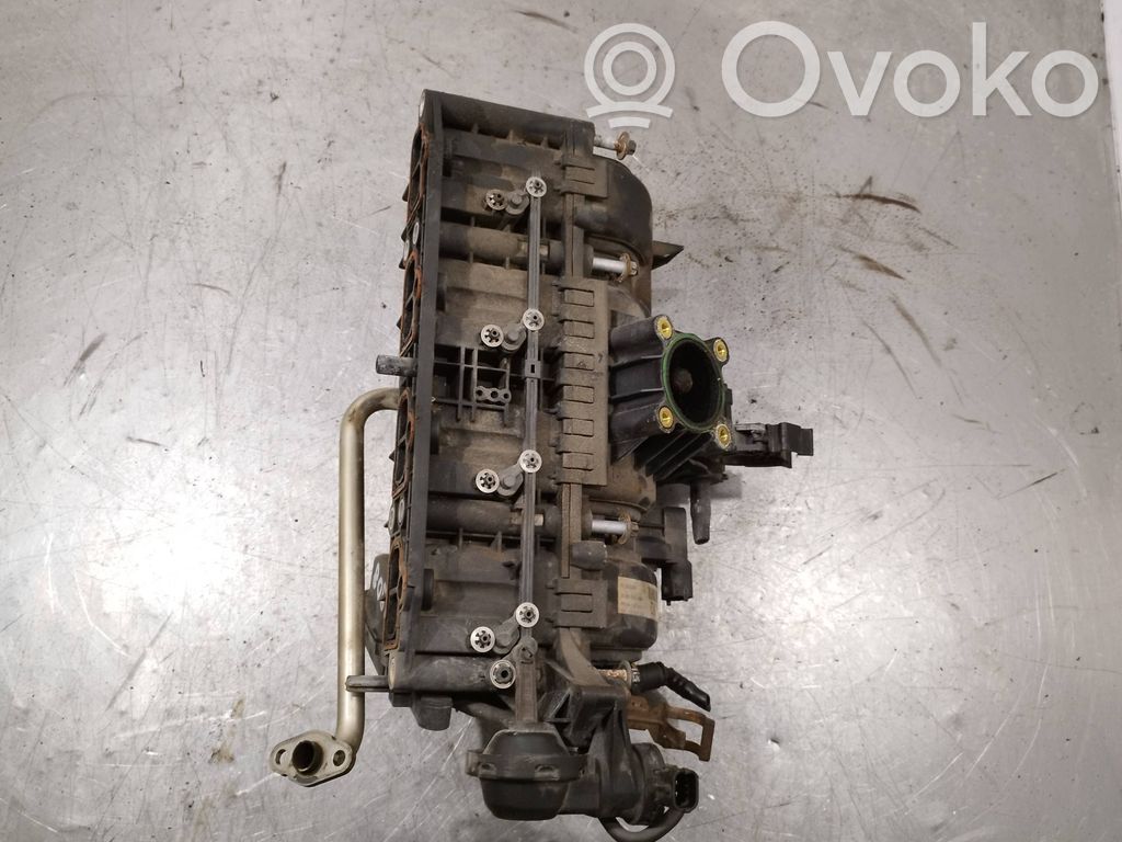 Opel Corsa D Всасывающий коллектор 