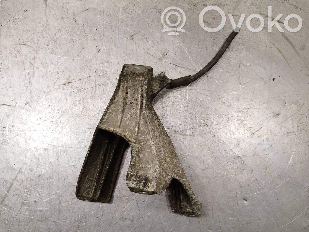 Audi A6 S6 C6 4F Engine mounting bracket 