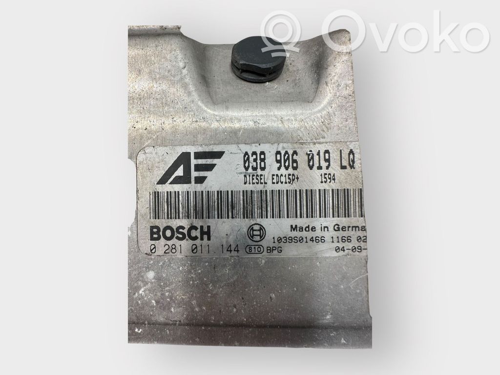 Volkswagen PASSAT B5.5 Engine control unit/module 
