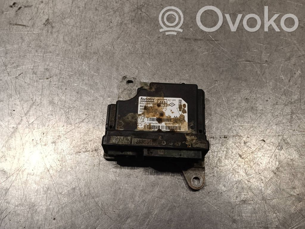 Renault Kadjar Oro pagalvių valdymo blokas 