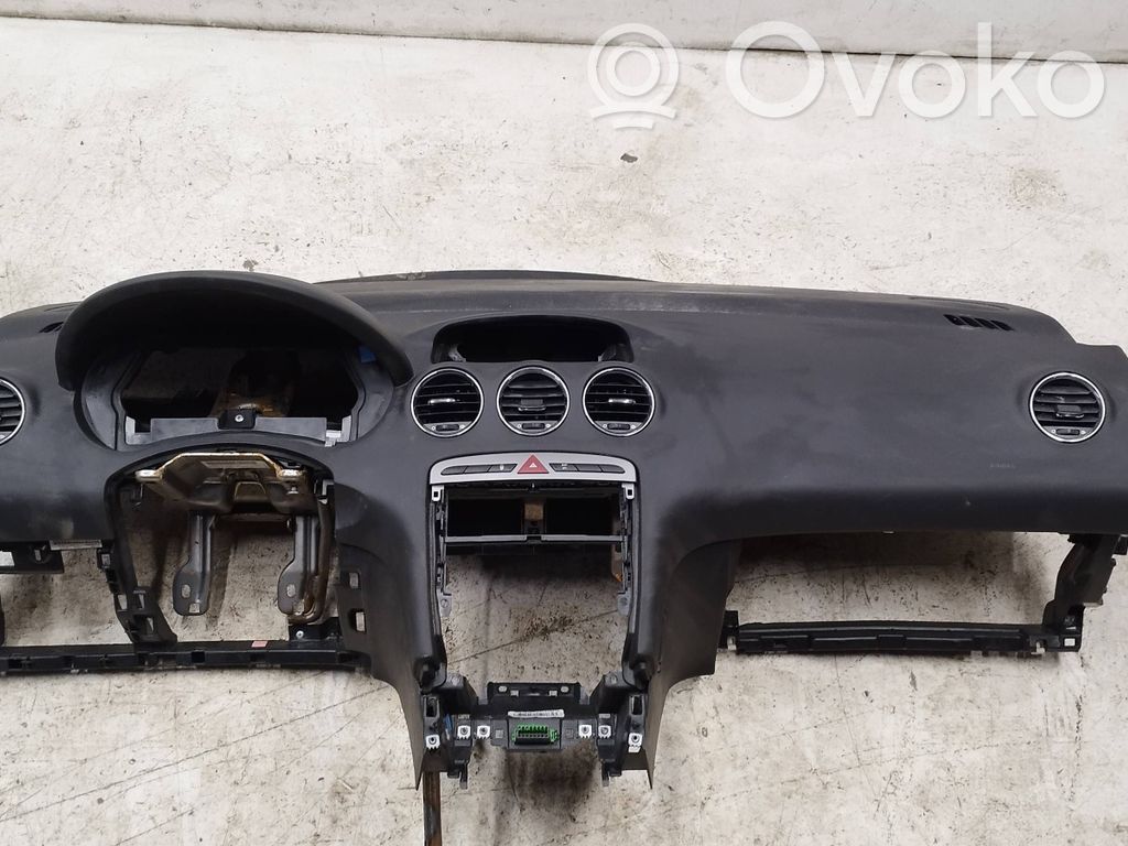 Peugeot 308 Dashboard 