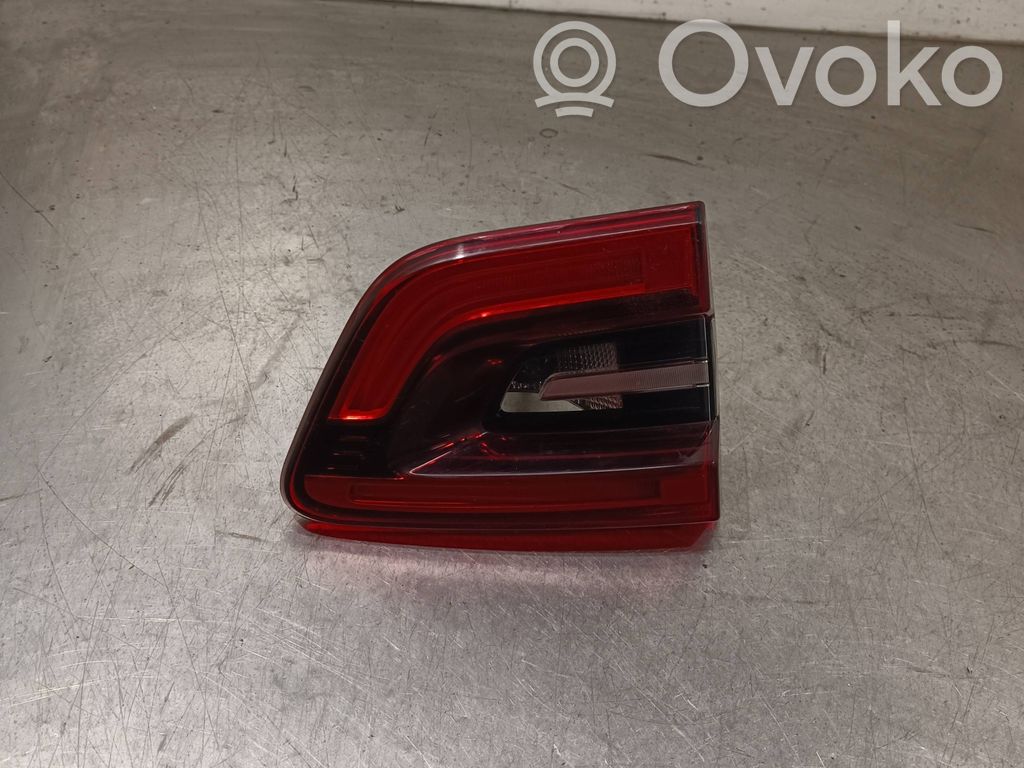 Renault Kadjar Tailgate rear/tail lights 