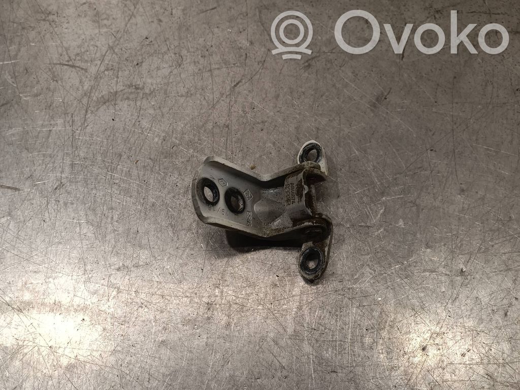 Front door lower hinge   A046574,9333R