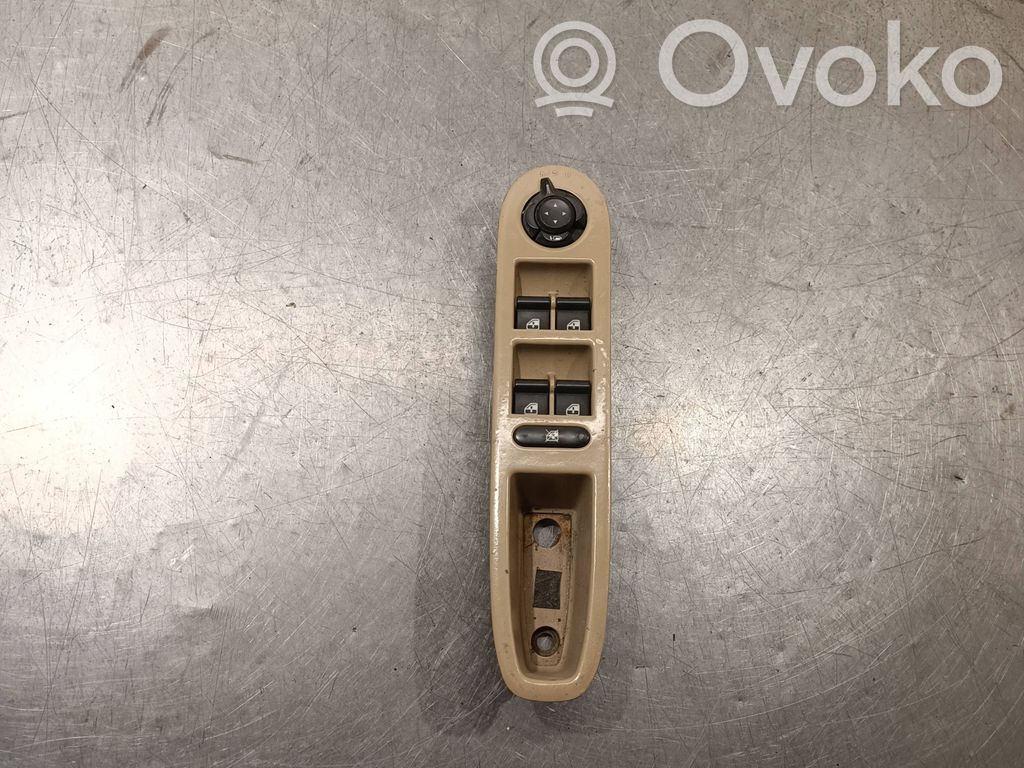 Alfa Romeo 159 Electric window control switch 