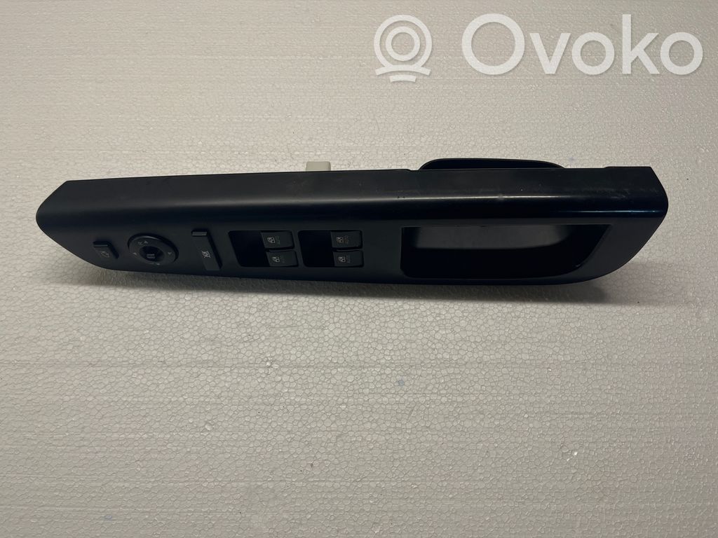 KIA Ceed Electric window control switch 