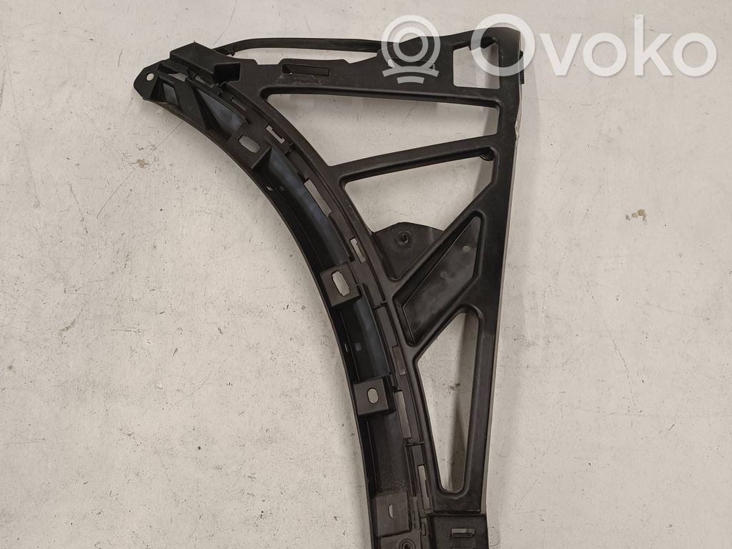 Front bumper mounting bracket   7P5807178