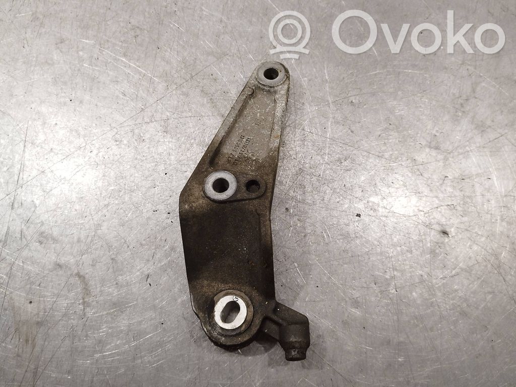 Opel Corsa D Pārnesumkārbas stiprinājuma kronšteins 