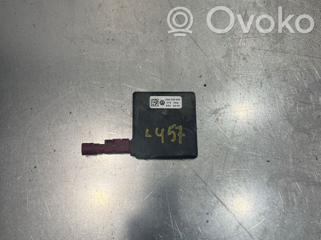 Volkswagen PASSAT B8 Antenos stiprintuvas 