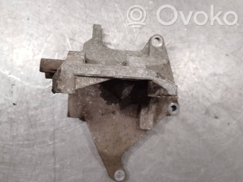 Subaru Forester SG A/C compressor mount bracket 