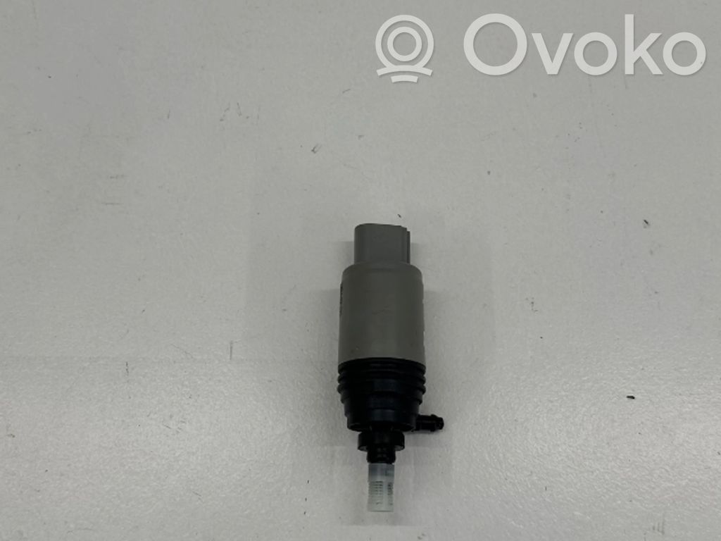BMW 3 E90 E91 Windscreen/windshield washer pump 