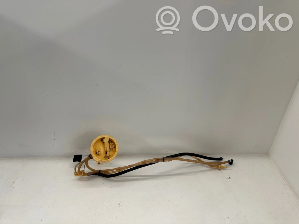 BMW 3 E90 E91 Fuel level sensor 