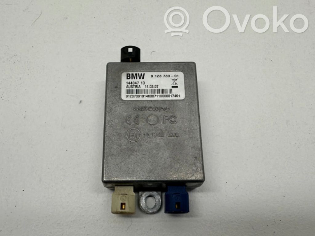 BMW 5 E60 E61 Antenos stiprintuvas 
