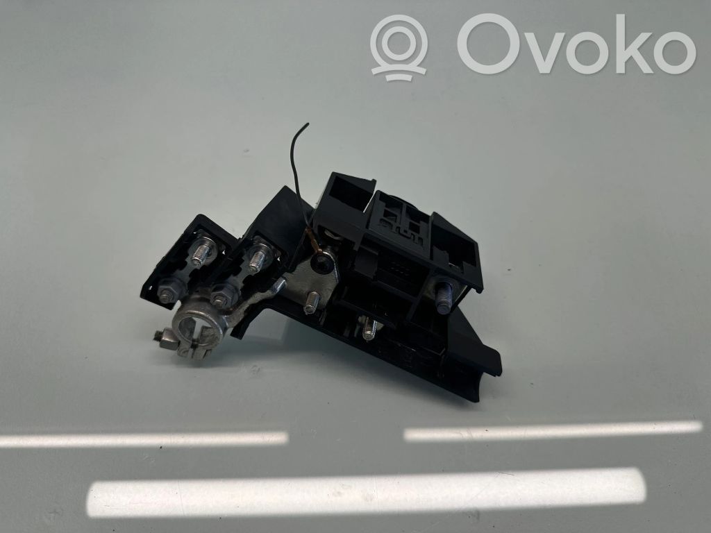 Audi A6 S6 C6 4F Positive cable (battery) 