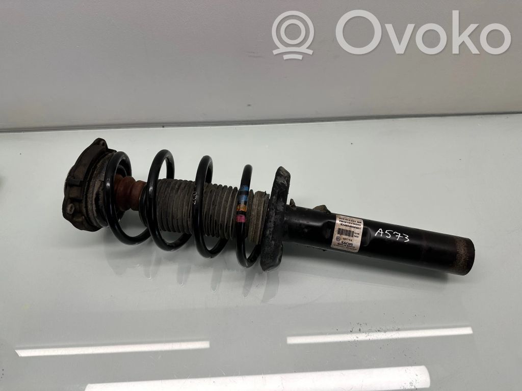 Volkswagen Jetta VI Priekinis amortizatorius su spyruokle 