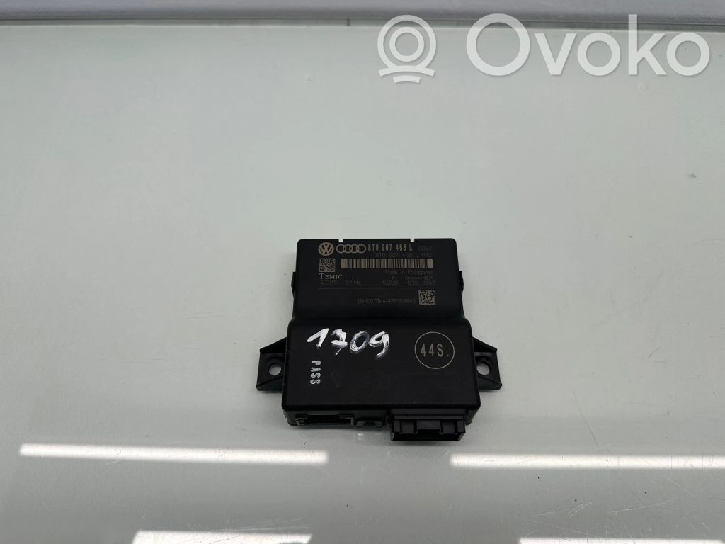 Audi A4 S4 B8 8K Gateway control module 