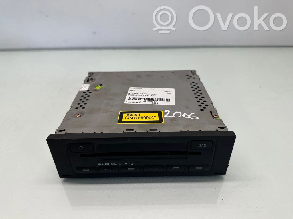 Audi A3 S3 8P CD/DVD changer 