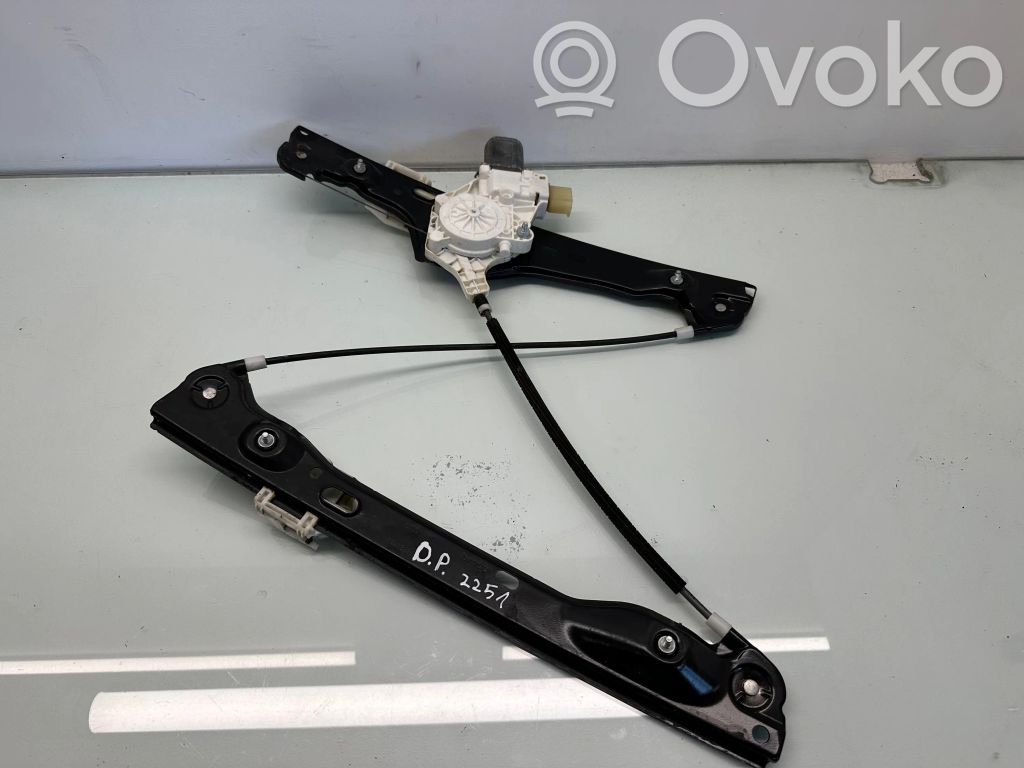 BMW 3 E90 E91 Front door window regulator with motor 