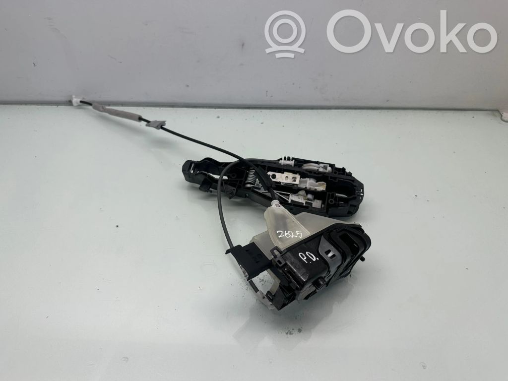 Toyota Proace Front door lock 