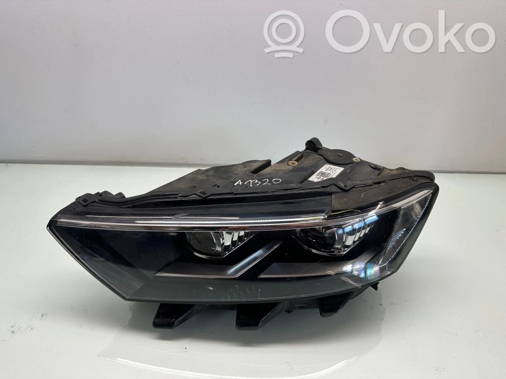 Volkswagen T-Roc Lampa przednia 