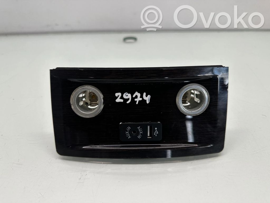 BMW 5 E60 E61 Pridegėjo apdaila 