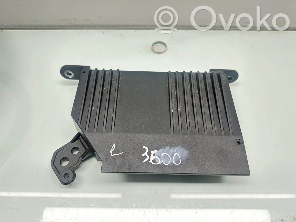 Volvo XC60 Wzmacniacz audio 