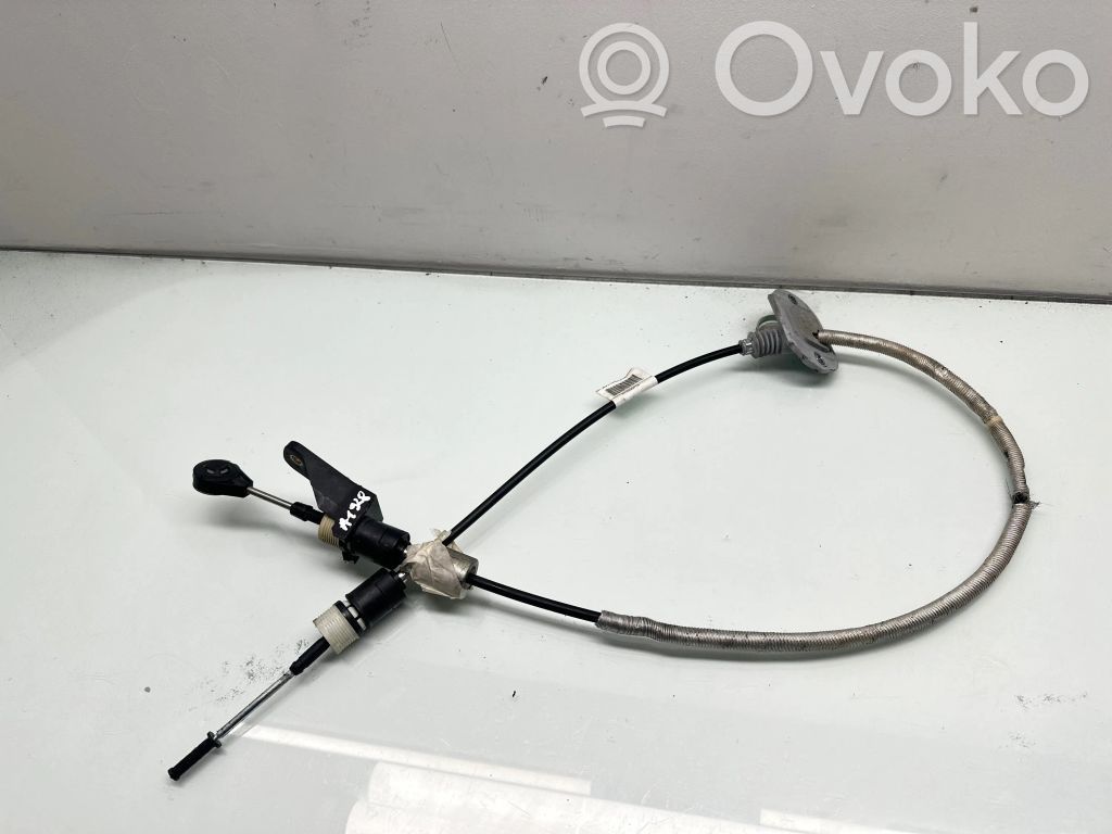 Volvo XC60 Gear shift cable linkage 
