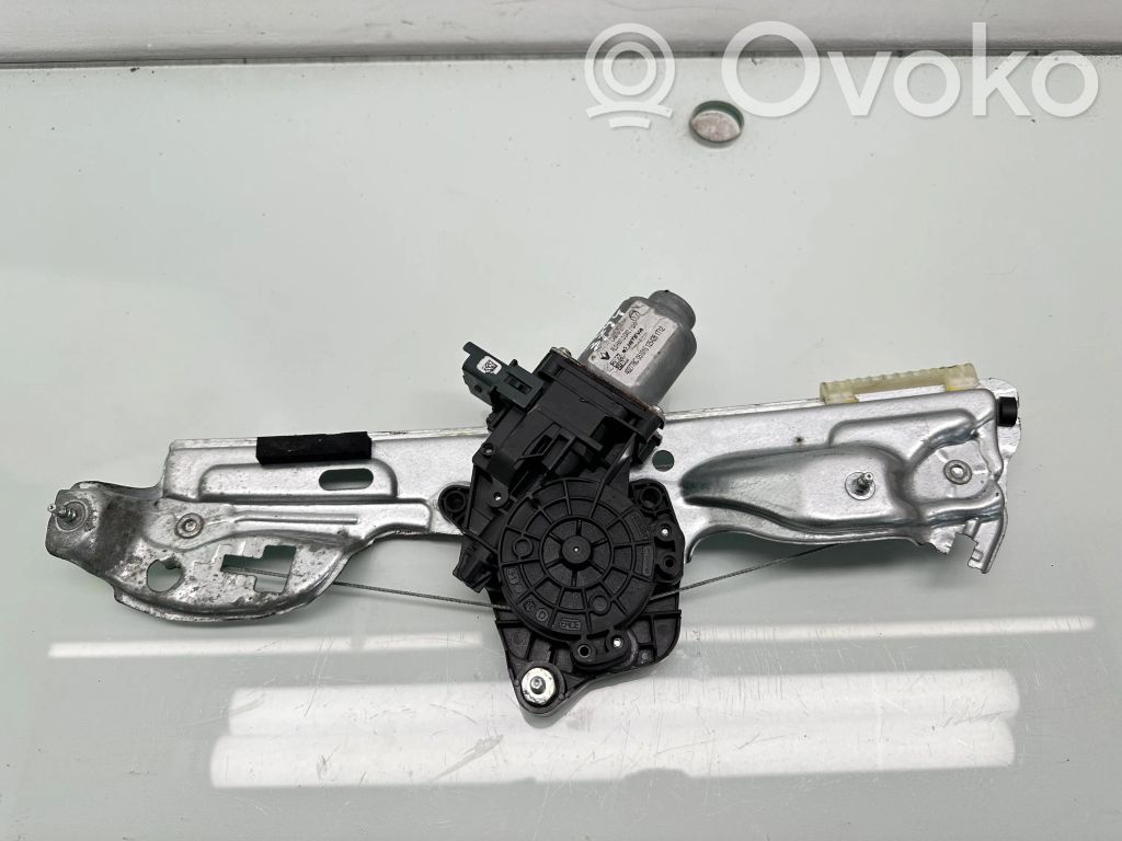 Renault Megane IV Elektryczny podnośnik szyby drzwi tylnych 