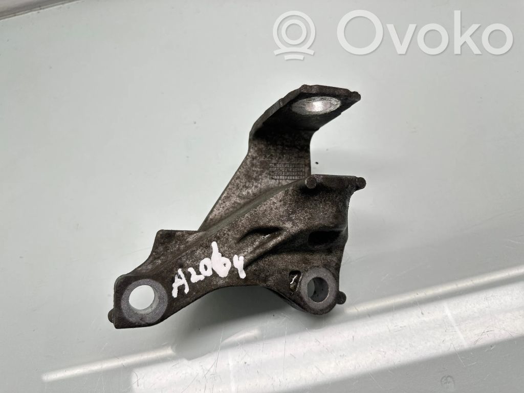 Renault Megane IV Engine mounting bracket 