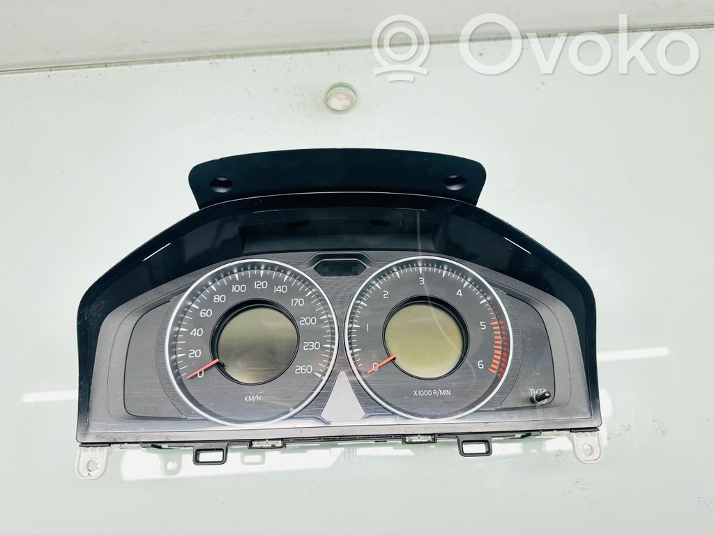 Volvo XC60 Speedometer (instrument cluster) 