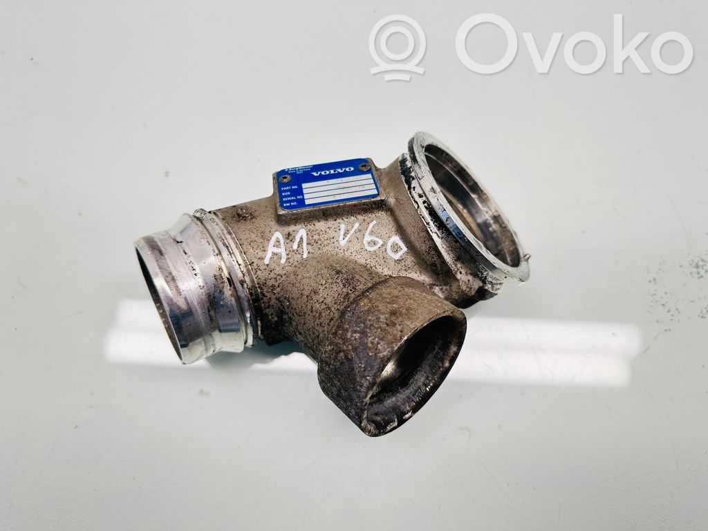 Volvo V60 Gaisa caurule uz turbīnu 