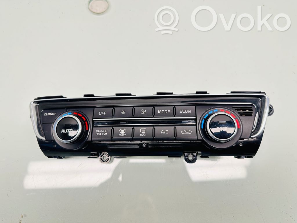KIA Optima Climate control unit 