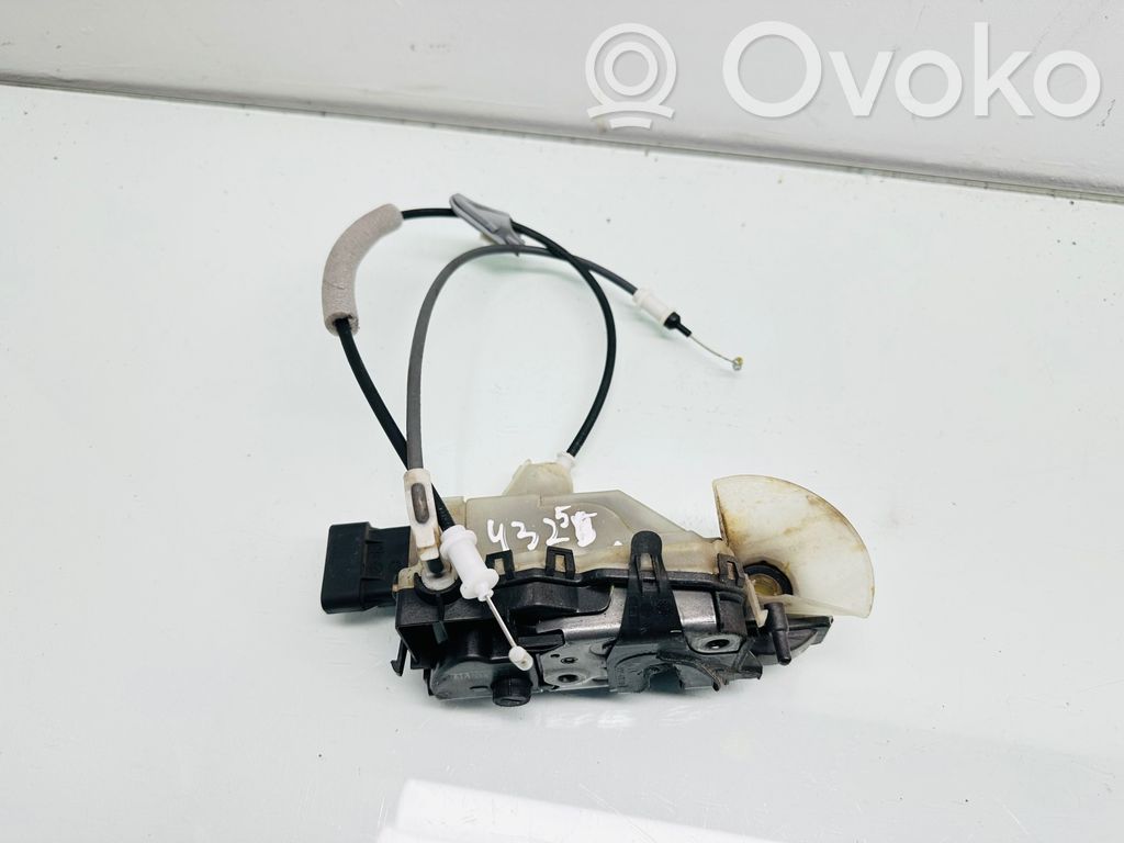 Citroen C3 Priekšpusē slēdzene 