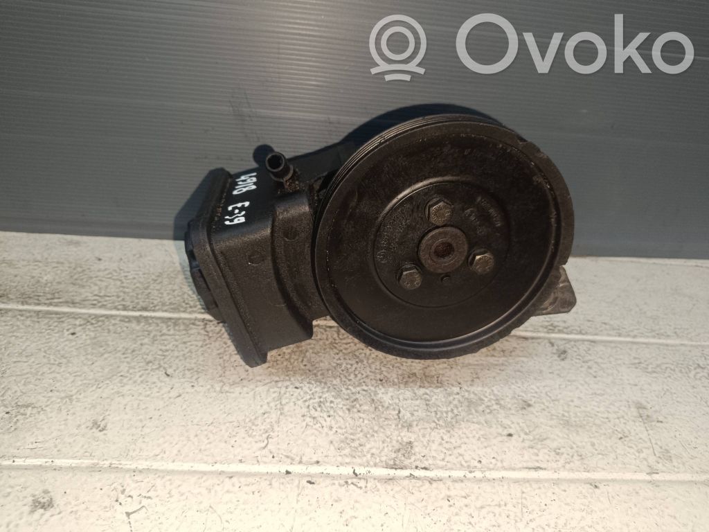 Ohjaustehostimen pumppu   32412247599